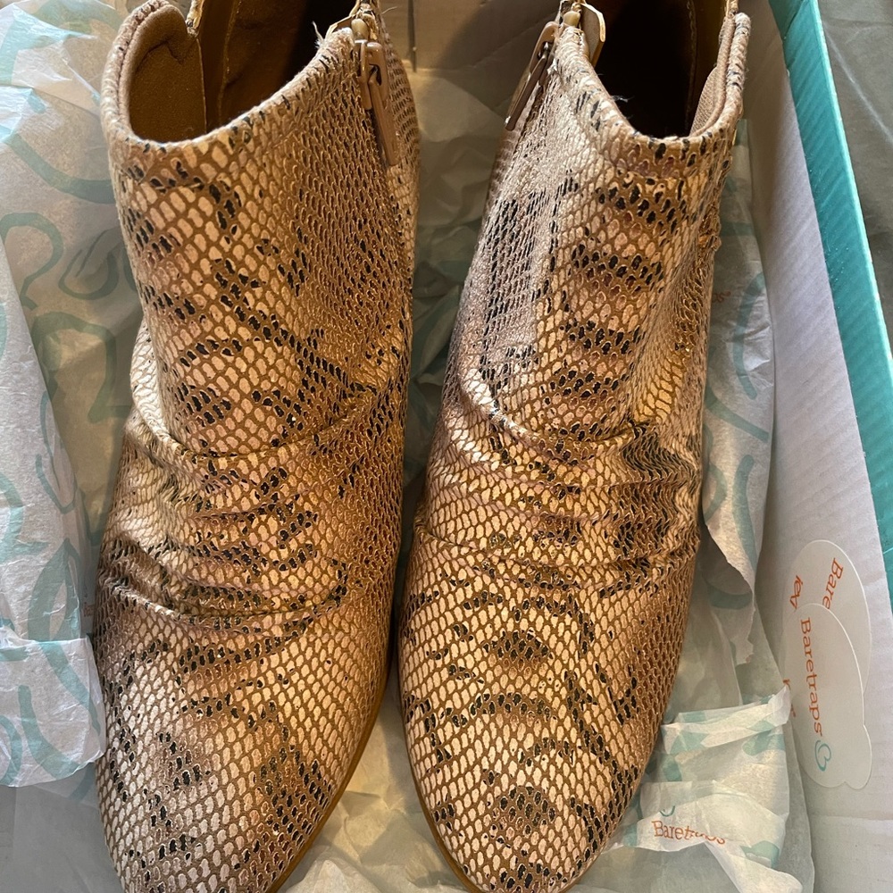 Baretrap ankle booties